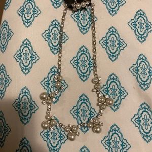 Silver necklace with pearls